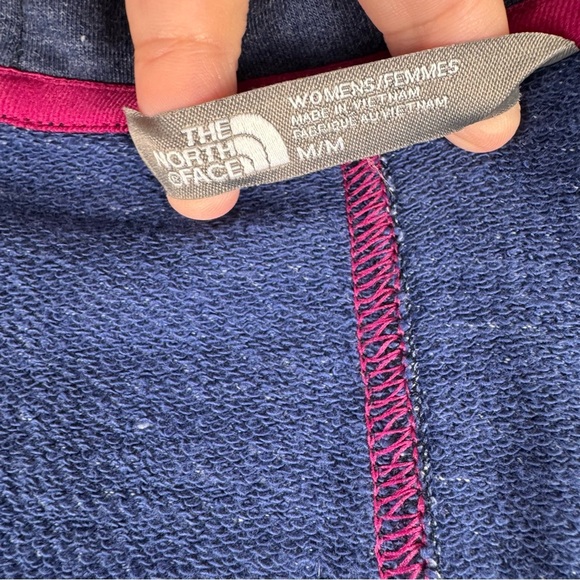 The North Face Women’s Medium Blue Hoodie Sweatshirt Cardigan with Thumb Holes - Picture 3 of 12